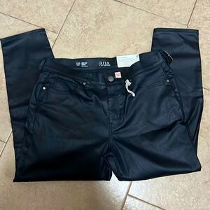 NWT high rise skinny leg fitted hip & thigh